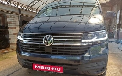 Volkswagen Caravelle T6 рестайлинг, 2020 год, 5 600 000 рублей, 1 фотография
