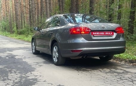 Volkswagen Jetta VI, 2014 год, 1 350 000 рублей, 4 фотография
