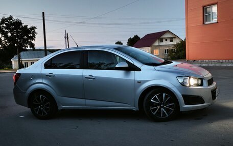 Chevrolet Aveo III, 2013 год, 698 000 рублей, 4 фотография