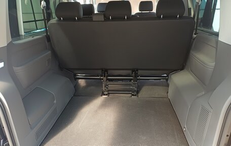 Volkswagen Caravelle T6 рестайлинг, 2020 год, 5 600 000 рублей, 13 фотография
