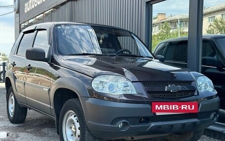 Chevrolet Niva I рестайлинг, 2015 год, 599 000 рублей, 6 фотография