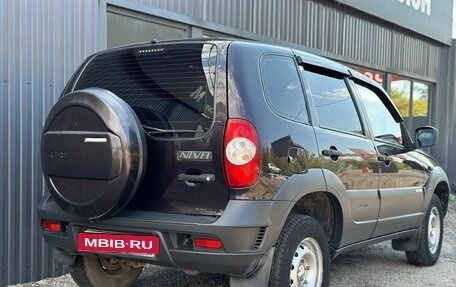 Chevrolet Niva I рестайлинг, 2015 год, 599 000 рублей, 7 фотография