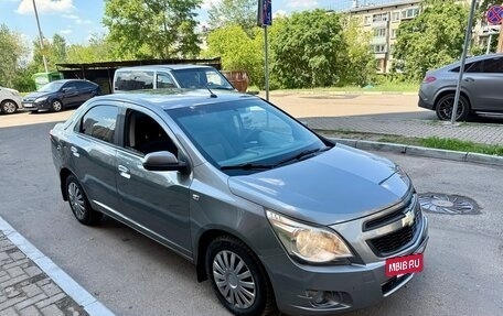 Chevrolet Cobalt II, 2012 год, 595 000 рублей, 3 фотография
