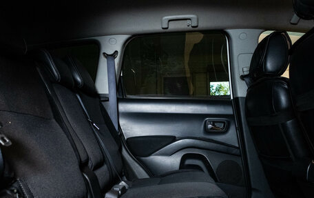 Peugeot 4007, 2011 год, 800 000 рублей, 11 фотография