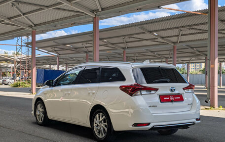 Toyota Auris II, 2016 год, 1 799 900 рублей, 5 фотография
