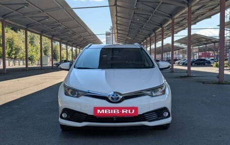 Toyota Auris II, 2016 год, 1 799 900 рублей, 3 фотография