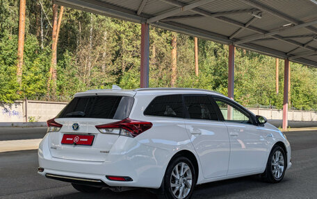 Toyota Auris II, 2016 год, 1 799 900 рублей, 7 фотография