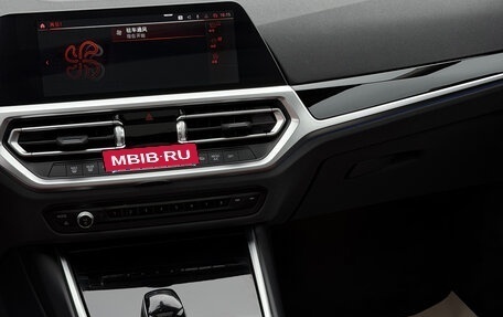 BMW 3 серия, 2022 год, 2 700 000 рублей, 19 фотография