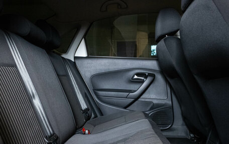 Volkswagen Polo VI (EU Market), 2016 год, 750 000 рублей, 11 фотография