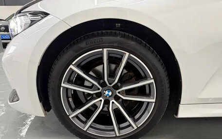 BMW 3 серия, 2022 год, 3 300 000 рублей, 21 фотография