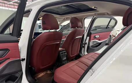 BMW 3 серия, 2022 год, 3 300 000 рублей, 17 фотография