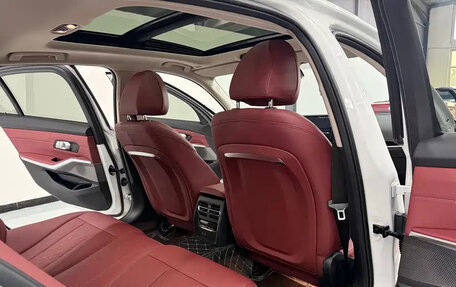 BMW 3 серия, 2022 год, 3 300 000 рублей, 18 фотография