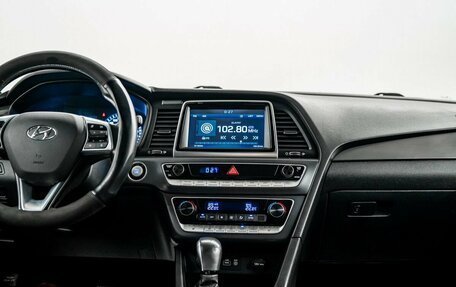 Hyundai Sonata VII, 2017 год, 1 700 000 рублей, 14 фотография