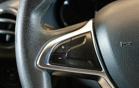 Renault Sandero II рестайлинг, 2019 год, 1 349 000 рублей, 16 фотография