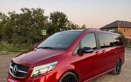 Mercedes-Benz V-Класс, 2021 год, 5 200 000 рублей, 2 фотография