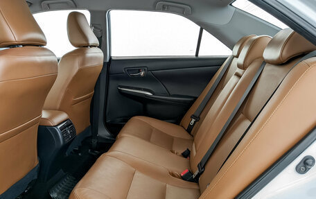 Toyota Camry, 2017 год, 2 372 750 рублей, 12 фотография