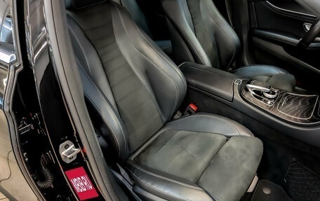 Mercedes-Benz E-Класс, 2019 год, 3 605 000 рублей, 22 фотография