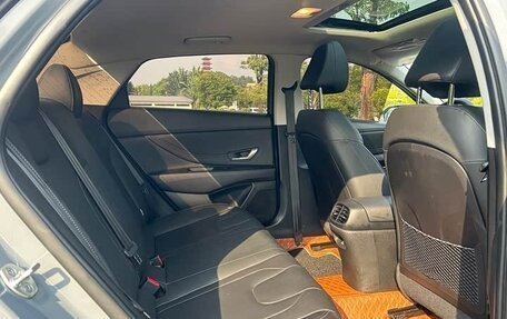 Hyundai Elantra, 2022 год, 1 410 000 рублей, 13 фотография