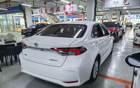Toyota Corolla, 2022 год, 1 440 000 рублей, 4 фотография