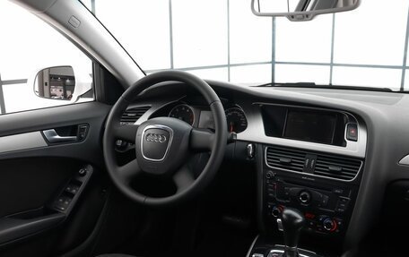 Audi A4, 2010 год, 970 000 рублей, 7 фотография