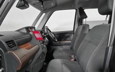 Toyota Roomy I, 2019 год, 1 052 000 рублей, 11 фотография