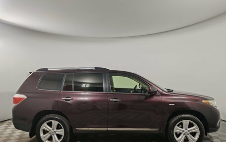 Toyota Highlander III, 2012 год, 1 849 000 рублей, 4 фотография