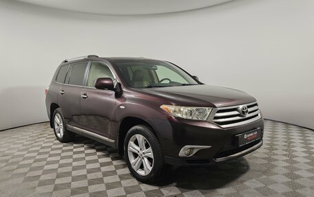 Toyota Highlander III, 2012 год, 1 849 000 рублей, 3 фотография
