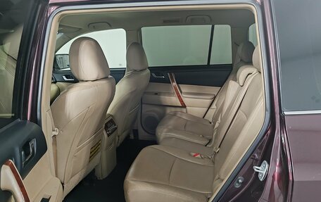 Toyota Highlander III, 2012 год, 1 849 000 рублей, 17 фотография