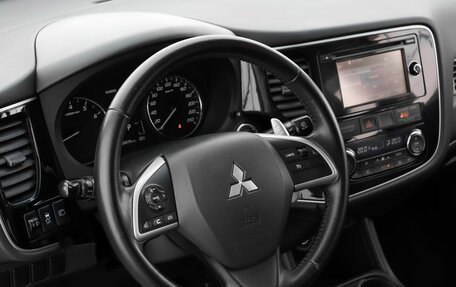 Mitsubishi Outlander III рестайлинг 3, 2014 год, 1 479 000 рублей, 17 фотография