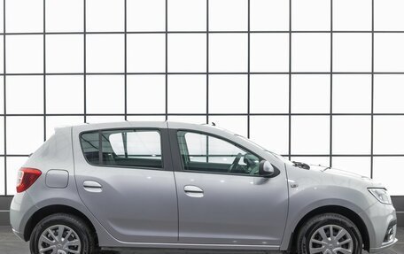 Renault Sandero II рестайлинг, 2019 год, 929 000 рублей, 5 фотография