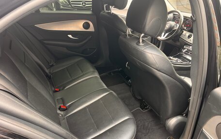 Mercedes-Benz E-Класс, 2018 год, 1 815 000 рублей, 12 фотография
