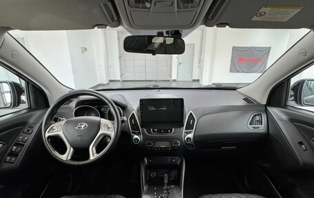 Hyundai ix35 I рестайлинг, 2012 год, 999 000 рублей, 11 фотография