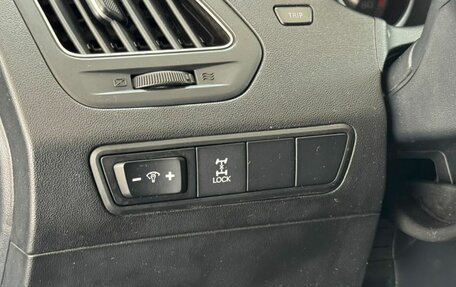 Hyundai ix35 I рестайлинг, 2012 год, 999 000 рублей, 17 фотография