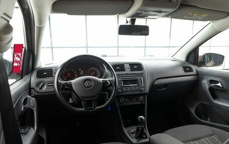 Volkswagen Polo VI (EU Market), 2015 год, 899 000 рублей, 9 фотография