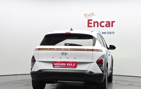 Hyundai Kona, 2023 год, 2 264 666 рублей, 3 фотография
