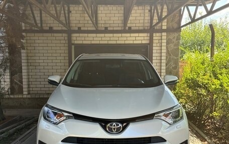 Toyota RAV4, 2018 год, 2 200 000 рублей, 1 фотография