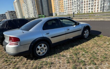 Dodge Stratus II, 2001 год, 150 000 рублей, 2 фотография