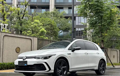 Volkswagen Golf VIII, 2023 год, 1 777 025 рублей, 1 фотография