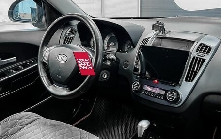 KIA cee'd I рестайлинг, 2009 год, 999 900 рублей, 9 фотография