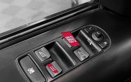 Land Rover Freelander II рестайлинг 2, 2008 год, 1 249 900 рублей, 10 фотография