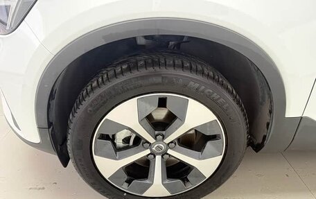 Volvo XC40 I, 2025 год, 17 фотография