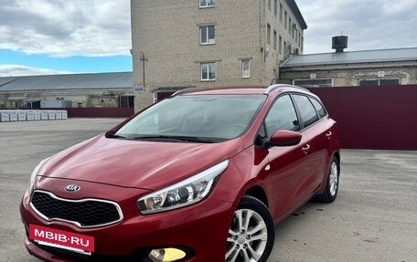 KIA cee'd III, 2014 год, 1 250 000 рублей, 2 фотография