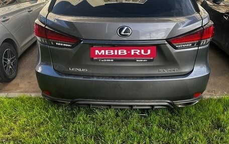 Lexus RX IV рестайлинг, 2019 год, 4 550 000 рублей, 5 фотография