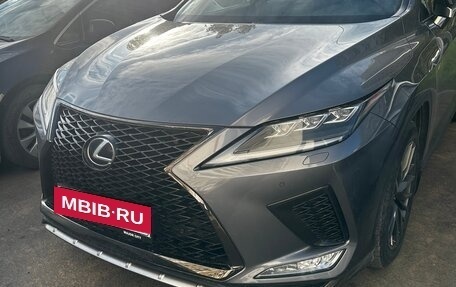 Lexus RX IV рестайлинг, 2019 год, 4 550 000 рублей, 7 фотография