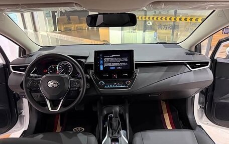 Toyota Corolla, 2023 год, 1 770 000 рублей, 12 фотография