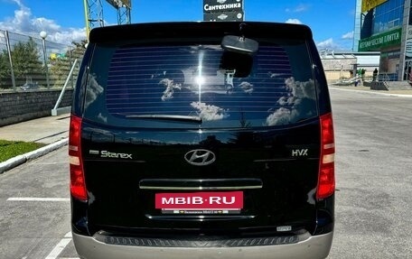 Hyundai Grand Starex Grand Starex I рестайлинг 2, 2012 год, 1 790 000 рублей, 9 фотография