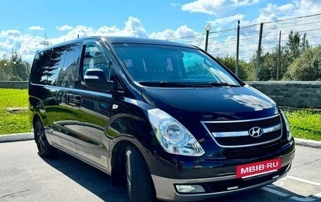 Hyundai Grand Starex Grand Starex I рестайлинг 2, 2012 год, 1 790 000 рублей, 6 фотография