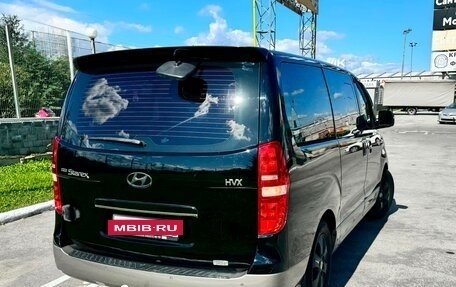 Hyundai Grand Starex Grand Starex I рестайлинг 2, 2012 год, 1 790 000 рублей, 11 фотография