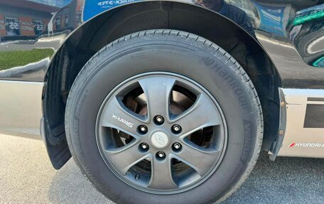 Hyundai Grand Starex Grand Starex I рестайлинг 2, 2012 год, 1 790 000 рублей, 33 фотография