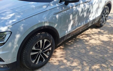 Volkswagen Tiguan II, 2019 год, 3 200 000 рублей, 30 фотография